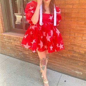 Rare Red Star Selkie Puff Dress sz S